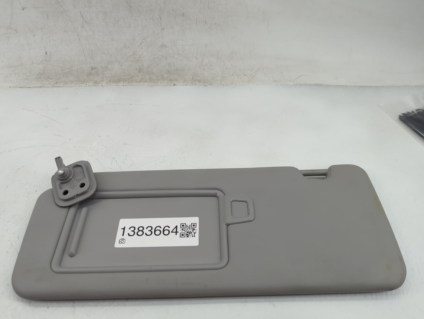 2016-2021 Hyundai Tucson Sun Visor Shade Replacement Passenger Right Mirror Fits Fits 2016 2017 2018 2019 2020 2021 OEM Used