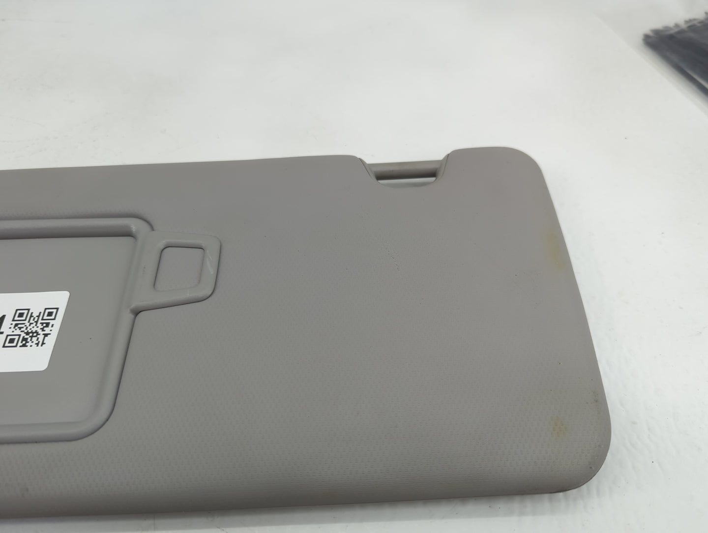 2016-2021 Hyundai Tucson Sun Visor Shade Replacement Passenger Right Mirror Fits Fits 2016 2017 2018 2019 2020 2021 OEM Used
