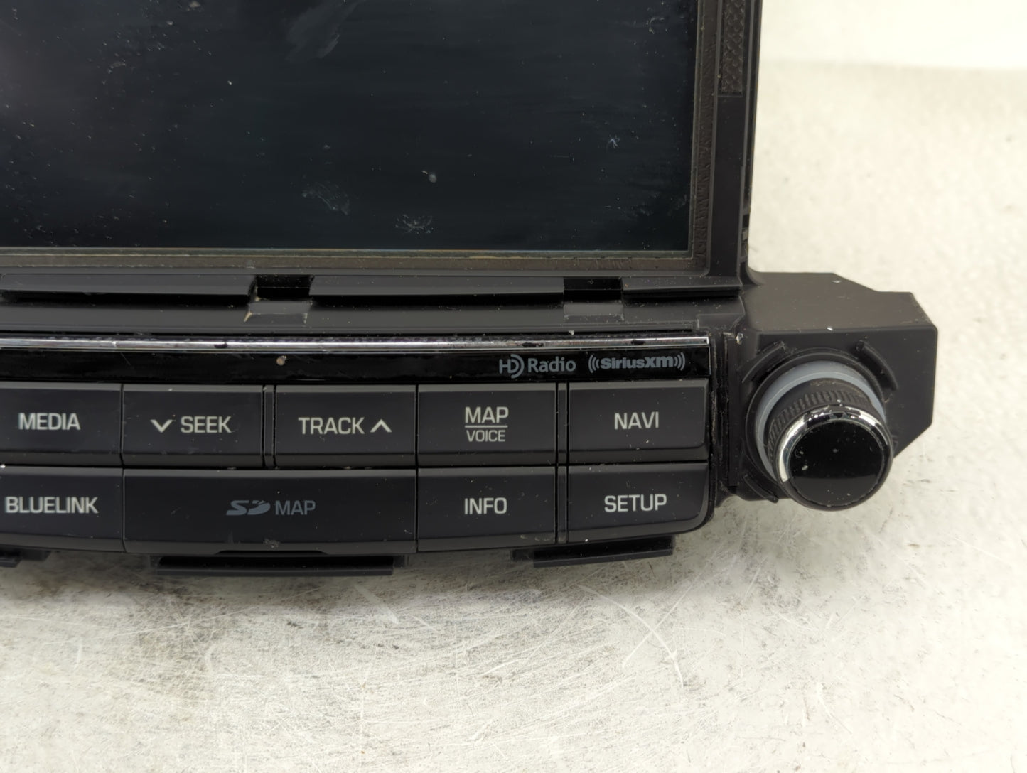 2016-2018 Hyundai Tucson Radio AM FM Cd Player Receiver Replacement P/N:96560-D32114X Fits Fits 2016 2017 2018 OEM Used Auto