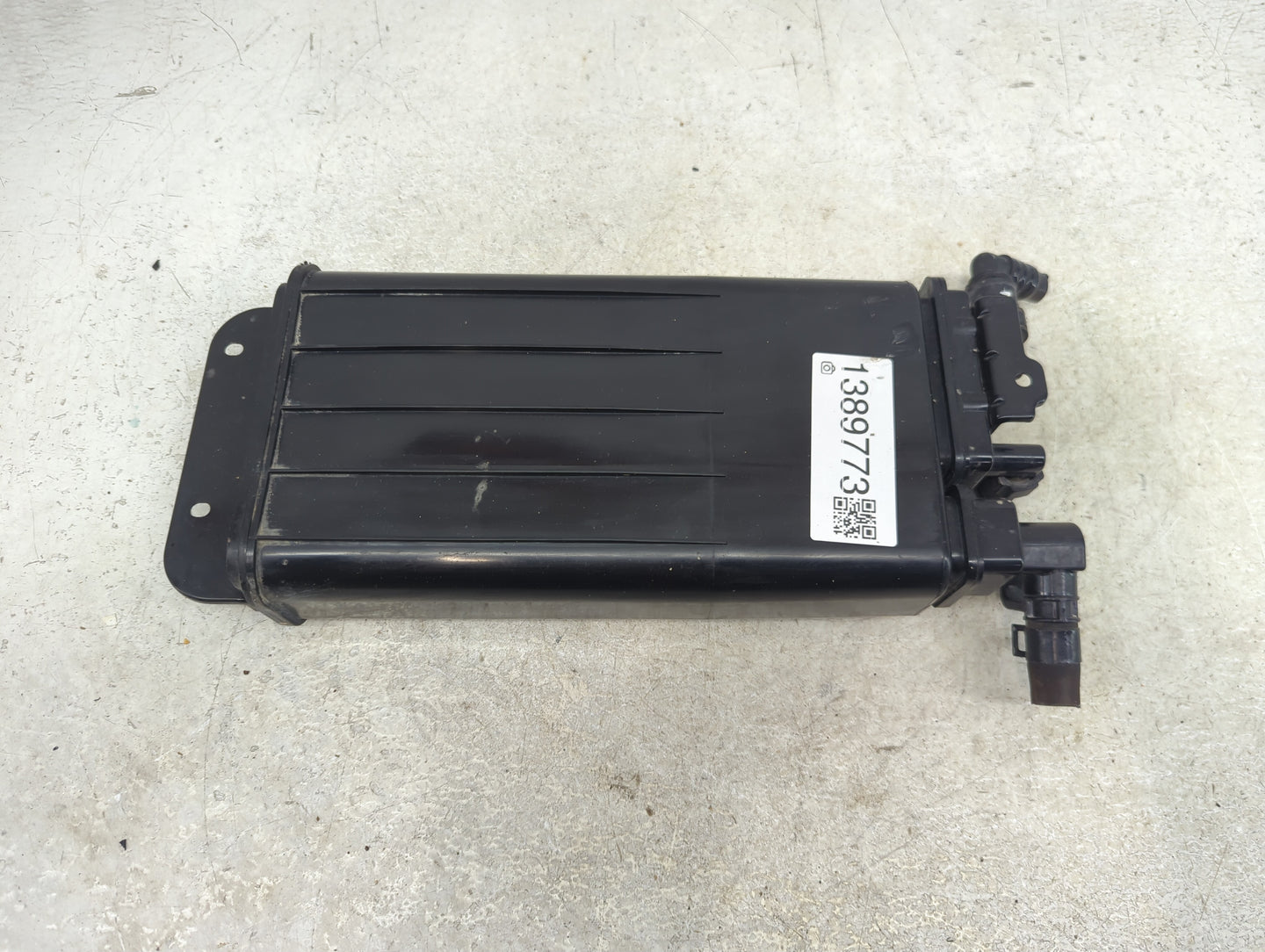 2016 Hyundai Tucson Fuel Vapor Charcoal Canister 1389773 - Oemusedautoparts1.com