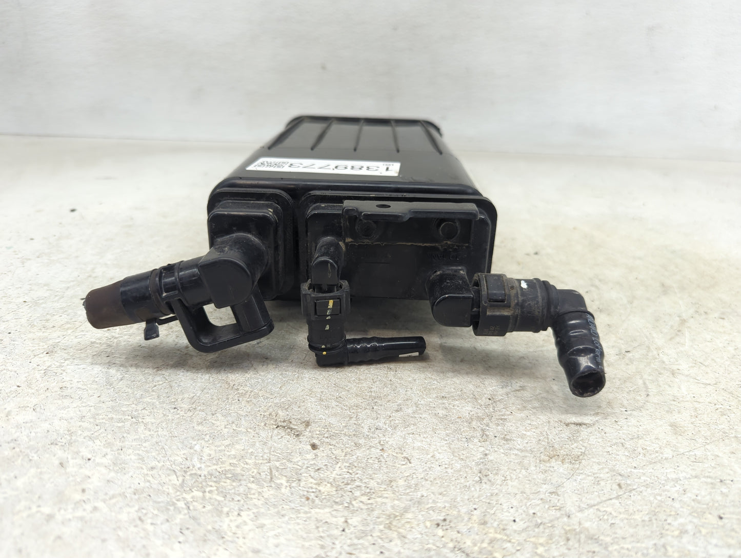 2016 Hyundai Tucson Fuel Vapor Charcoal Canister - Oemusedautoparts1.com