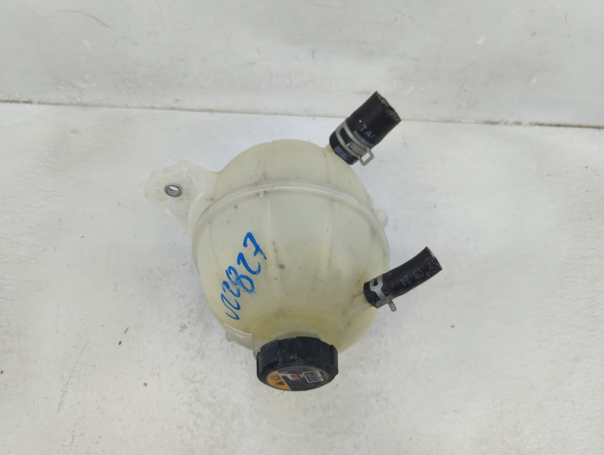 2016-2021 Hyundai Tucson Radiator Coolant Overflow Expansion Tank Bottle 1389883 - Oemusedautoparts1.com
