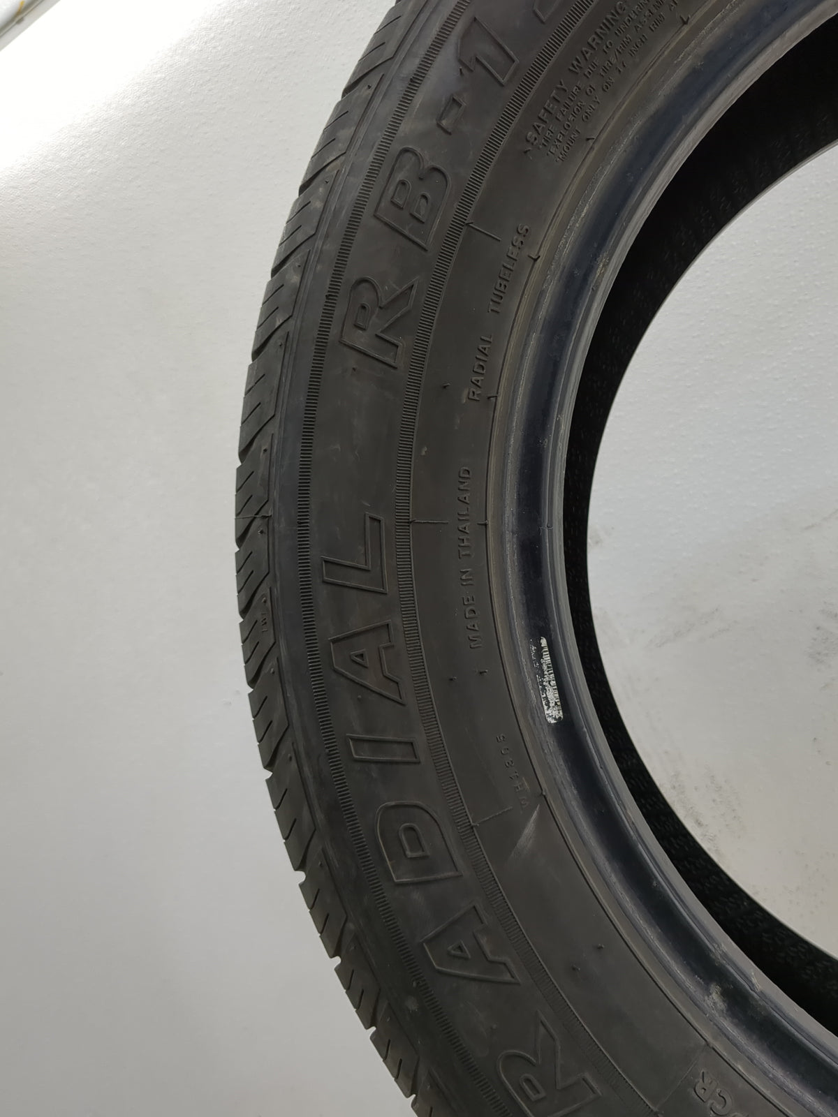 Used Tire 225/60R17 IRONMAN RB-12 99H - Tread Depth 8/32 - Oemusedautoparts1.com