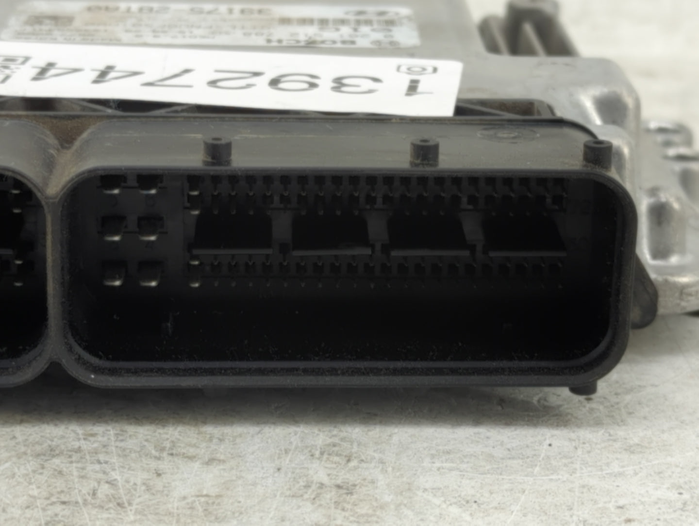 2016-2018 Hyundai Tucson PCM Engine Control Computer ECU ECM PCU OEM P/N:39175-2BTA0 Fits Fits 2016 2017 2018 OEM Used Auto 