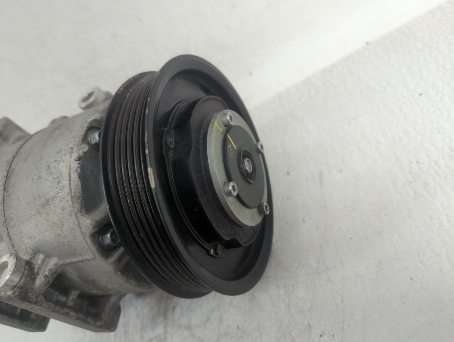2016-2017 Hyundai Tucson Air Conditioning A/c Ac Compressor Oem - Oemusedautoparts1.com