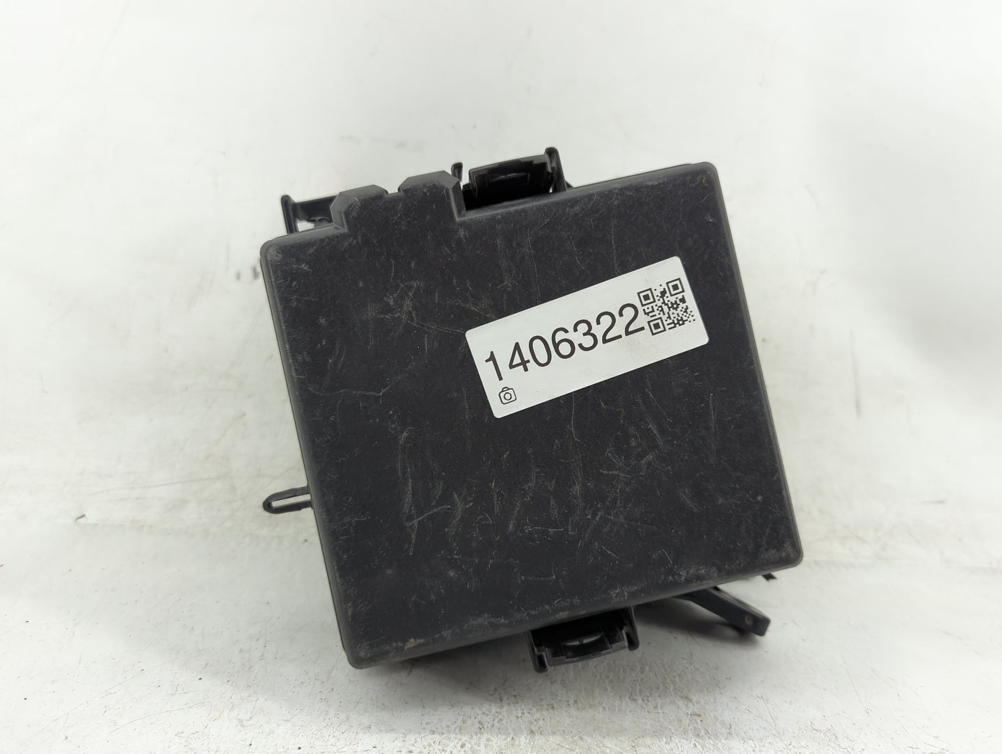 2016-2018 Hyundai Tucson Fusebox Fuse Box Panel Relay Module P/N:91941-D3021 Fits Fits 2016 2017 2018 OEM Used Auto Parts - 