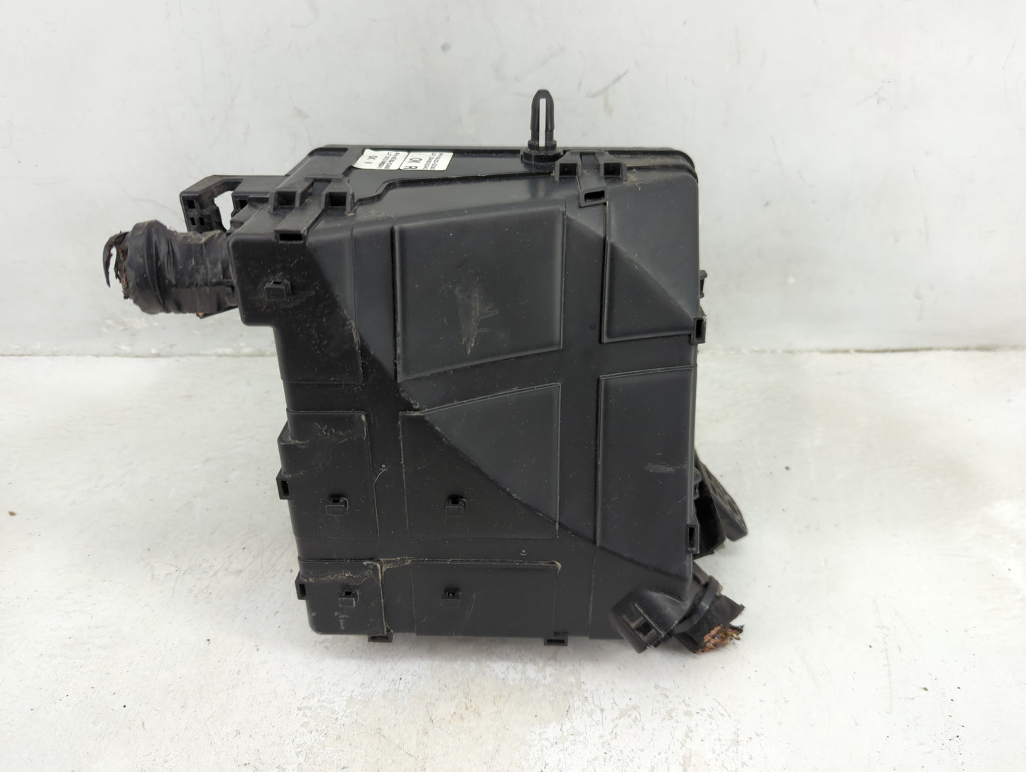2016-2018 Hyundai Tucson Fusebox Fuse Box Panel Relay Module P/N:91941-D3020 Fits Fits 2016 2017 2018 OEM Used Auto Parts - 