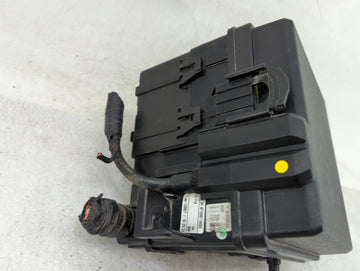 2016-2018 Hyundai Tucson Fusebox Fuse Box Panel Relay Module P/N:91422-D3150 91941-D3020 Fits Fits 2016 2017 2018 OEM Used Auto Parts