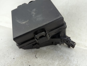 2016-2018 Hyundai Tucson Fusebox Fuse Box Panel Relay Module Fits Fits 2016 2017 2018 OEM Used Auto Parts