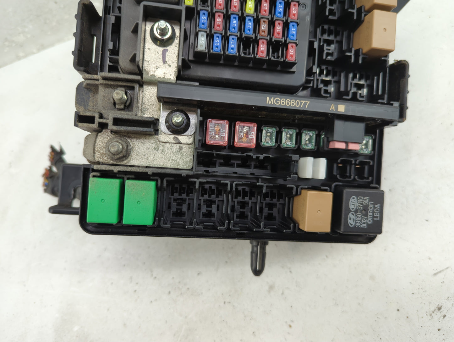 2016-2018 Hyundai Tucson Fusebox Fuse Box Panel Relay Module P/N:N91431-D3171 Fits Fits 2016 2017 2018 OEM Used Auto Parts -