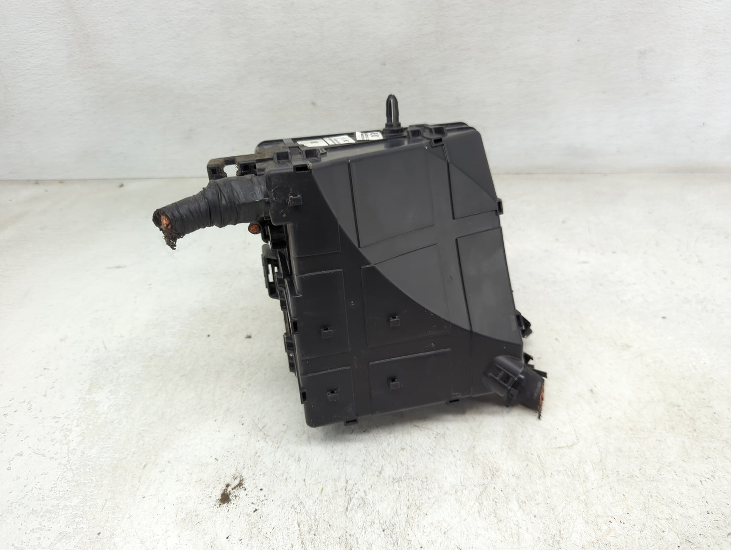 2016-2018 Hyundai Tucson Fusebox Fuse Box Panel Relay Module P/N:91941-D3021 Fits Fits 2016 2017 2018 OEM Used Auto Parts - 
