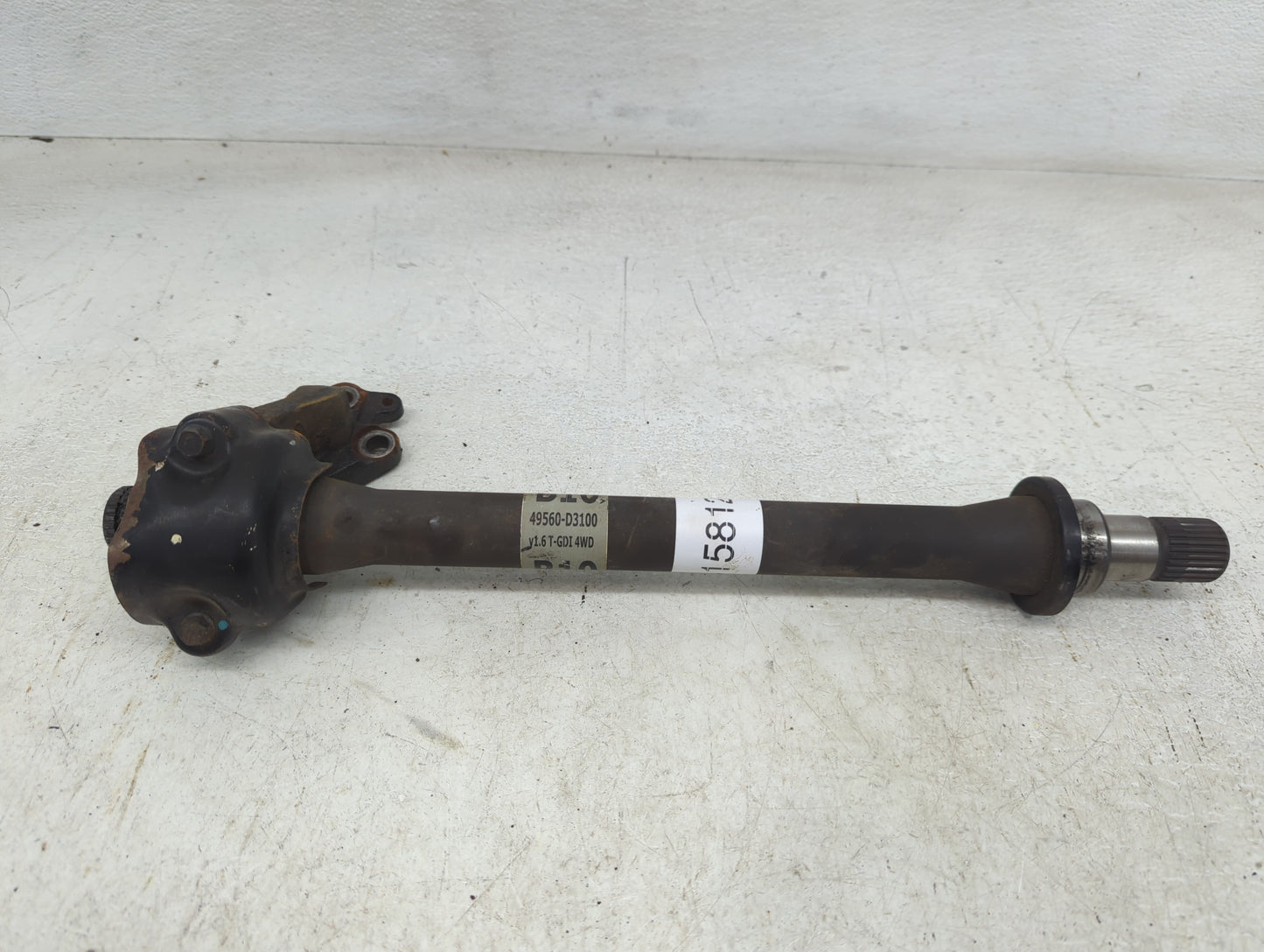 2016-2018 Hyundai Tucson Axle Shaft Front Driver Cv C/v - Oemusedautoparts1.com