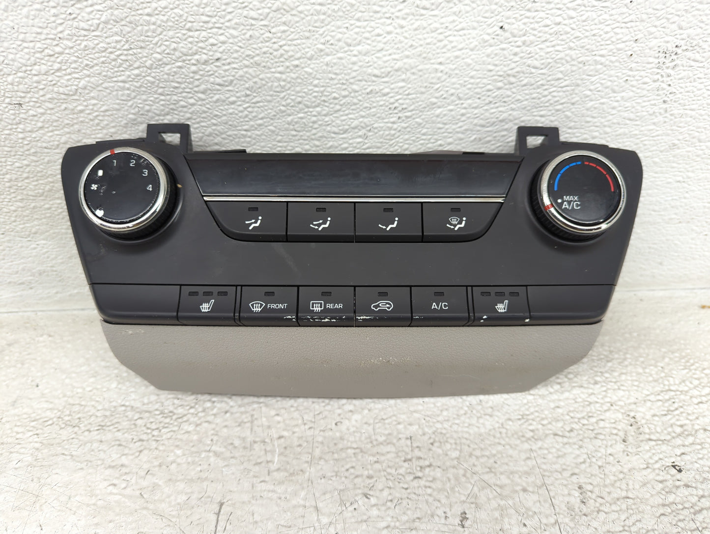 2016-2018 Hyundai Tucson Climate Control Module Temperature AC/Heater Replacement P/N:97250-D3130-TGG Fits Fits 2016 2017 20