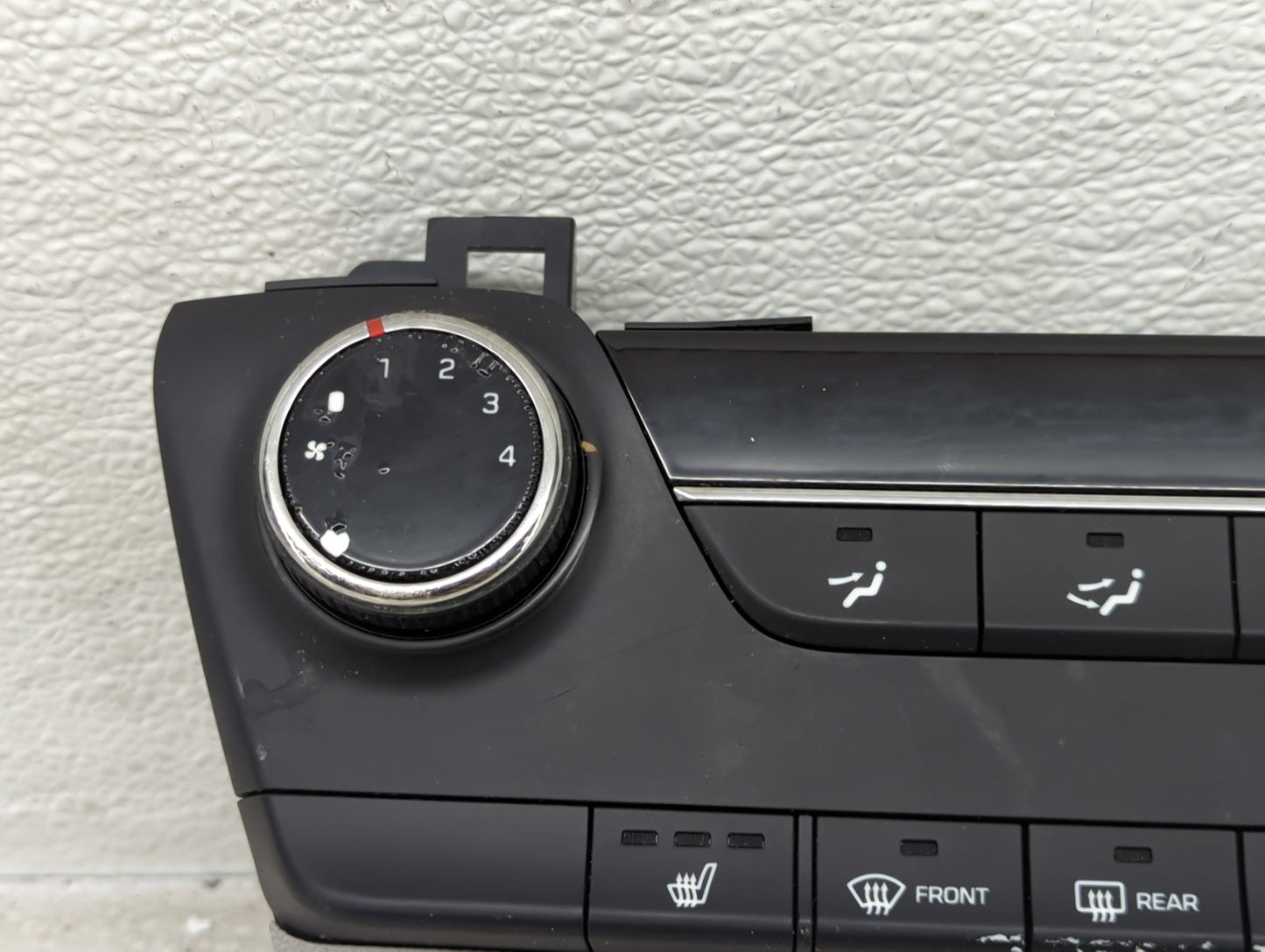 2016-2018 Hyundai Tucson Climate Control Module Temperature AC/Heater Replacement P/N:97250-D3130-TGG Fits Fits 2016 2017 20