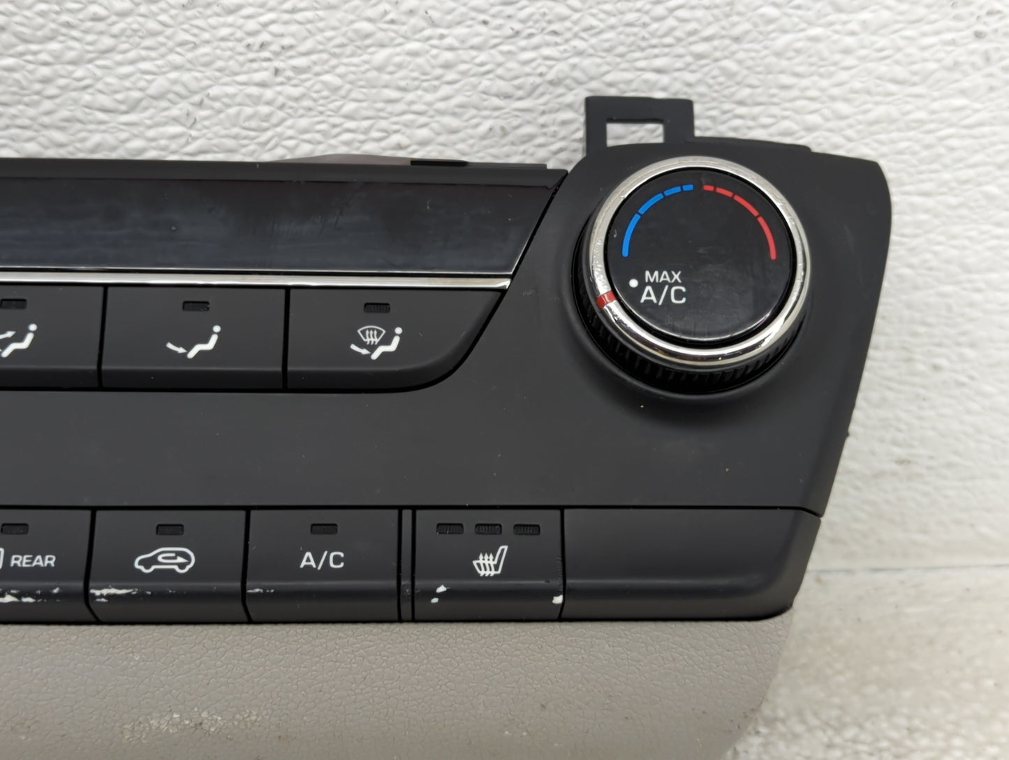 2016-2018 Hyundai Tucson Climate Control Module Temperature AC/Heater Replacement P/N:97250-D3130-TGG Fits Fits 2016 2017 20