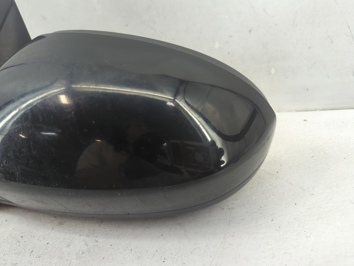 2016-2018 Hyundai Tucson Driver Side View Mirror - Left Door Mirror OEM Used - Oemusedautoparts1.com
