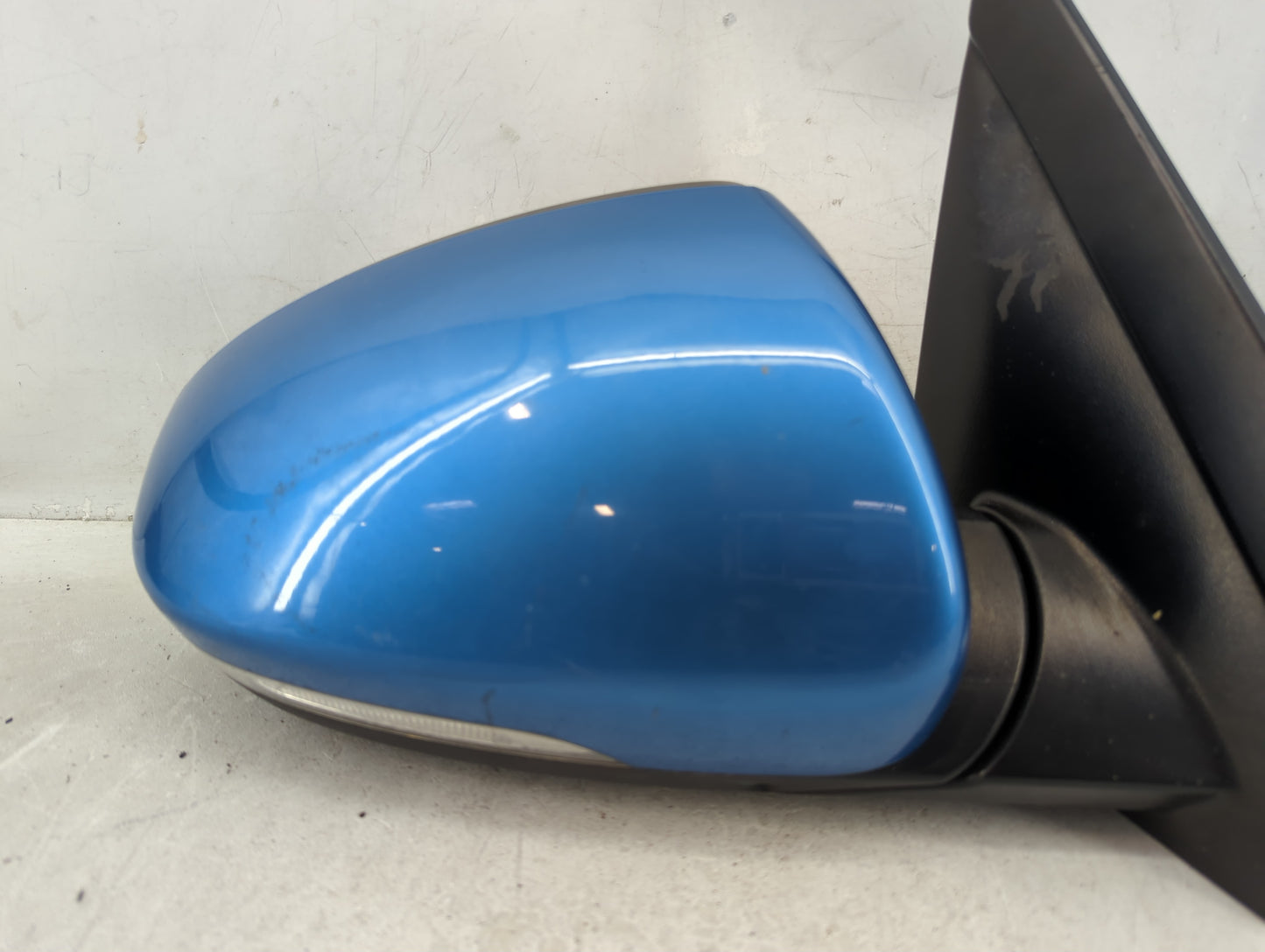 2016-2018 Hyundai Tucson Passenger Side View Mirror - Right Door Mirror OEM Used - Oemusedautoparts1.com