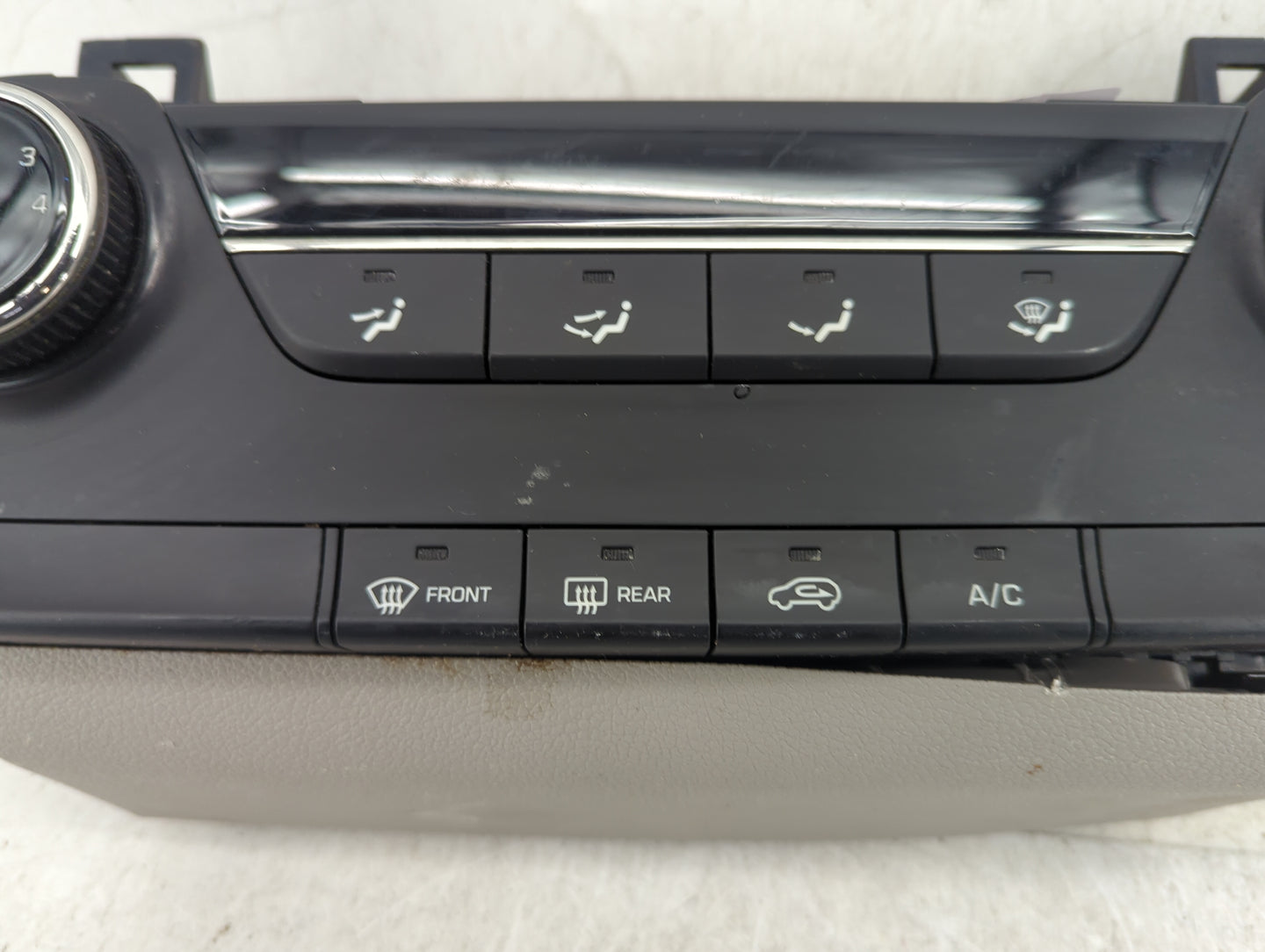 2016-2018 Hyundai Tucson Climate Control Module Temperature AC/Heater Replacement P/N:97250-D3111-TGG Fits Fits 2016 2017 20