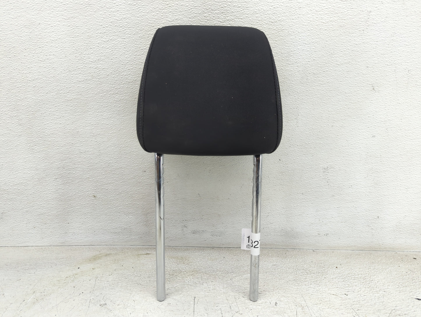 2016-2018 Hyundai Tucson Headrest Head Rest Front Driver Passenger Seat - Oemusedautoparts1.com