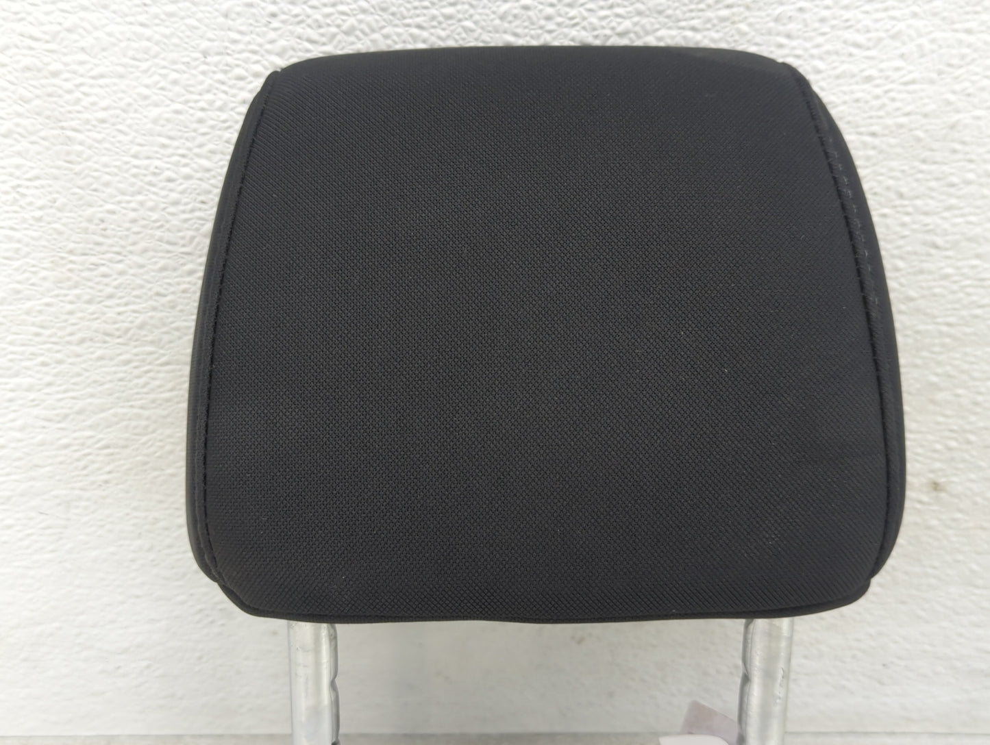 2016-2018 Hyundai Tucson Headrest Head Rest Front Driver Passenger Seat Fits Fits 2016 2017 2018 OEM Used Auto Parts - Oemus