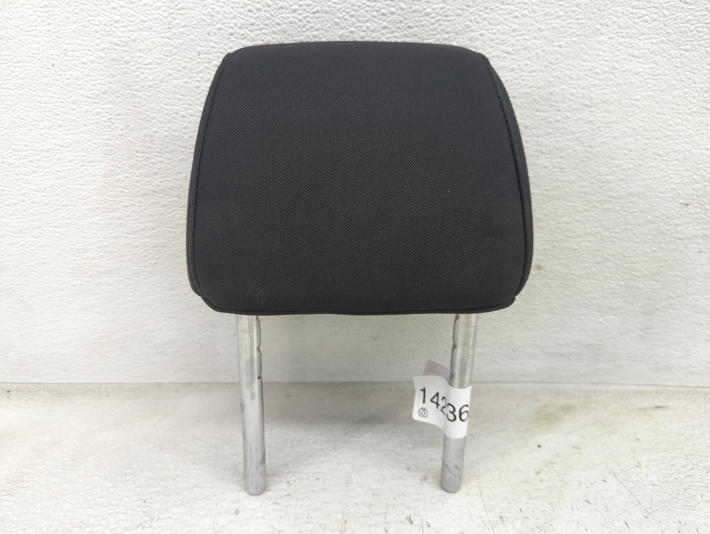 2016-2018 Hyundai Tucson Headrest Head Rest Front Driver Passenger Seat Fits Fits 2016 2017 2018 OEM Used Auto Parts - Oemus