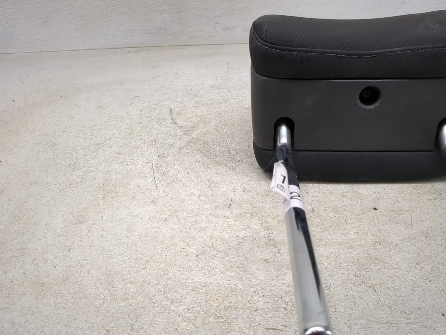 2016 Hyundai Tucson Headrest Head Rest Front Driver Seat Black - Oemusedautoparts1.com
