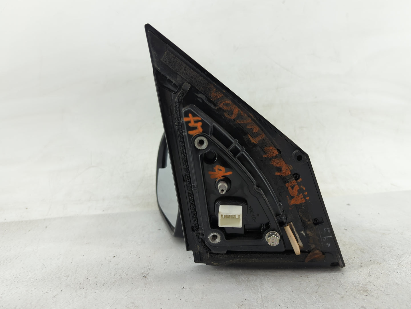 2016-2018 Hyundai Tucson Driver Side View Mirror - Left Door Mirror OEM Used - Oemusedautoparts1.com