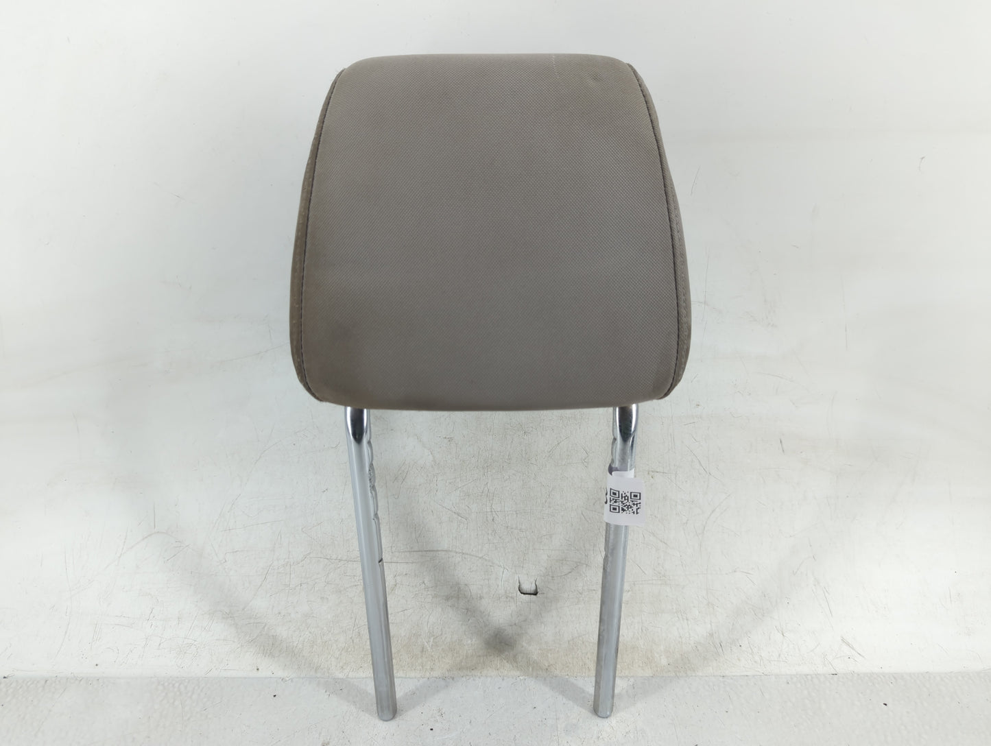2016 Hyundai Tucson Headrest Head Rest Front Driver Passenger Seat Fits OEM Used Auto Parts - Oemusedautoparts1.com