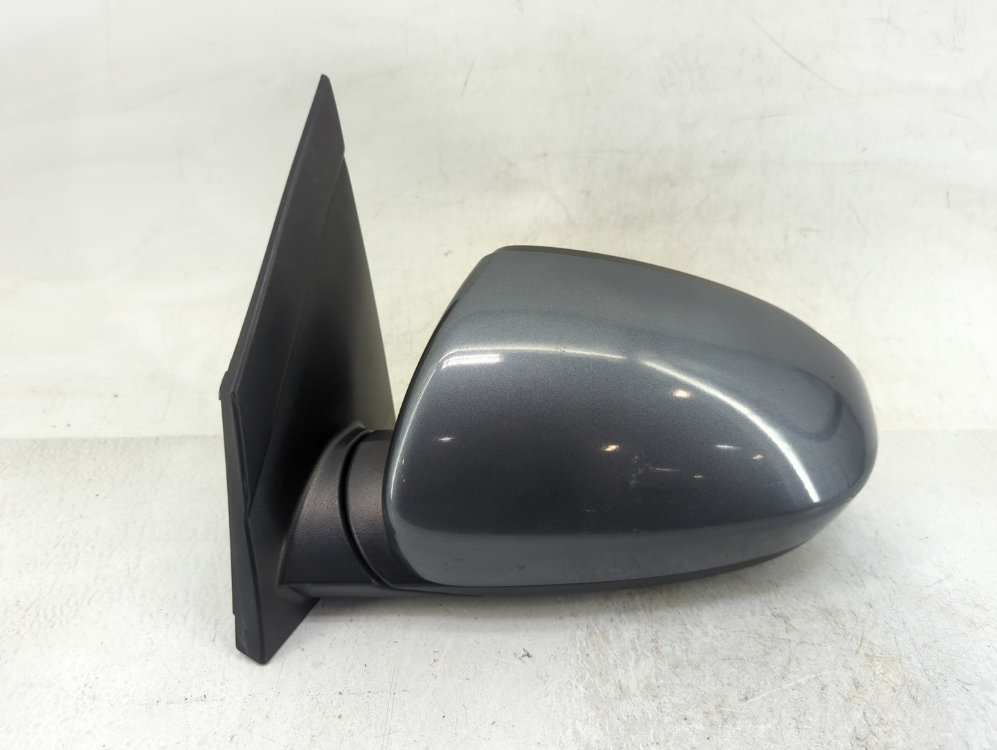 2016-2018 Hyundai Tucson Driver Side View Mirror - Left Door Mirror OEM Used - Oemusedautoparts1.com