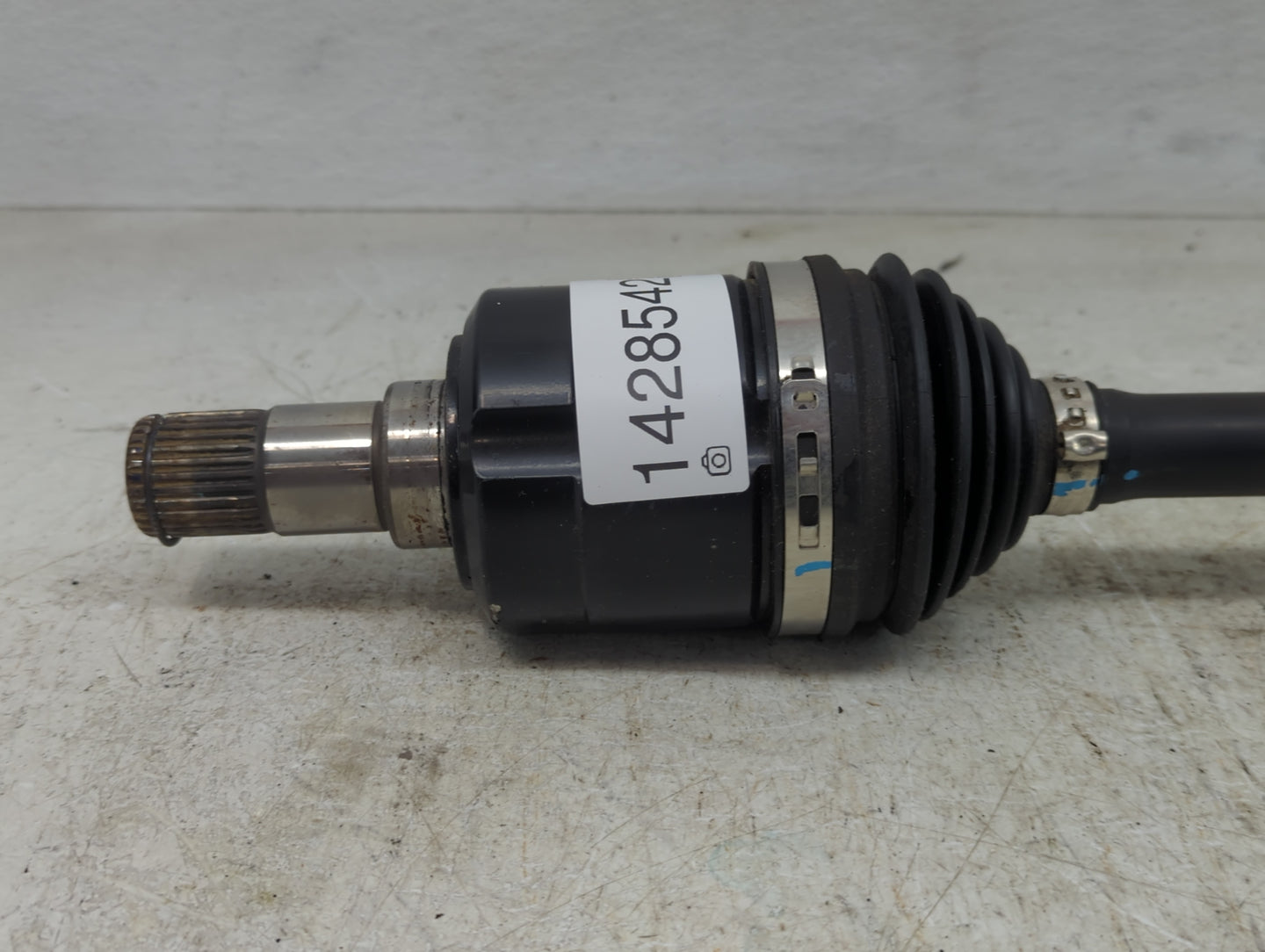 2016-2018 Hyundai Tucson Axle Shaft Front Driver Cv C/v - Oemusedautoparts1.com