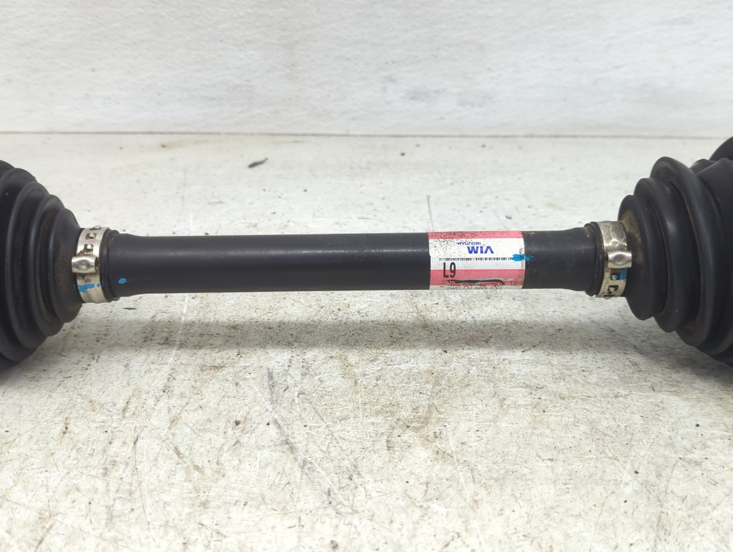 2016-2018 Hyundai Tucson Axle Shaft Front Driver Cv C/v - Oemusedautoparts1.com
