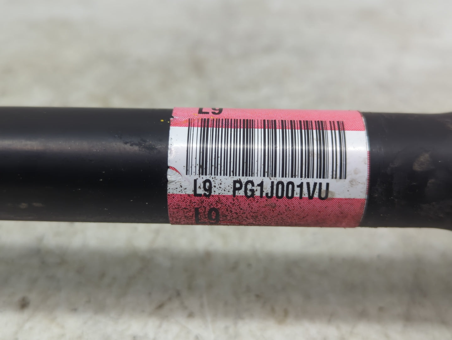 2016-2018 Hyundai Tucson Axle Shaft Front Driver Cv C/v - Oemusedautoparts1.com