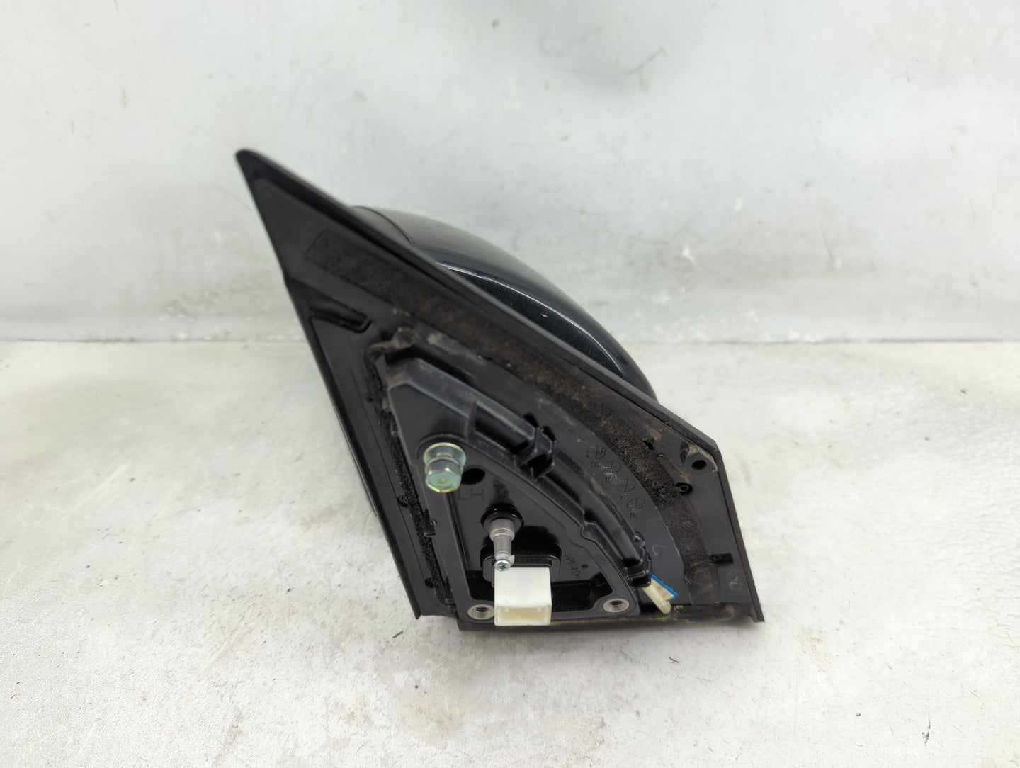 2016-2018 Hyundai Tucson Driver Side View Mirror - Left Door Mirror OEM Used - Oemusedautoparts1.com