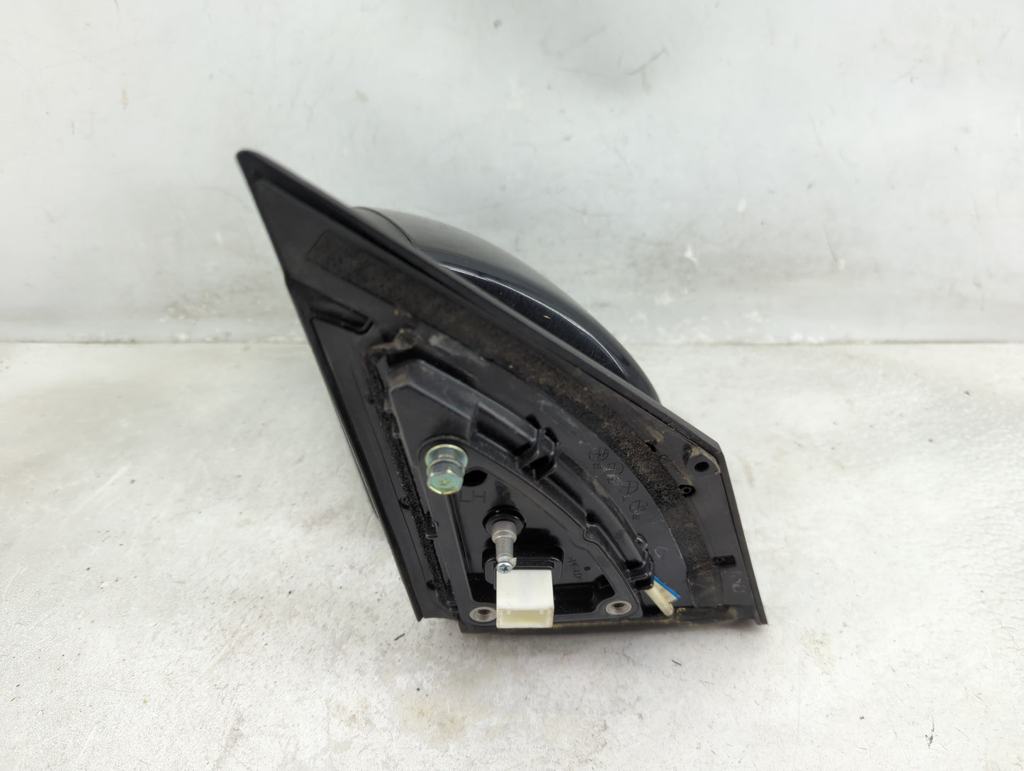 2016-2018 Hyundai Tucson Driver Side View Mirror - Left Door Mirror OEM Used - Oemusedautoparts1.com