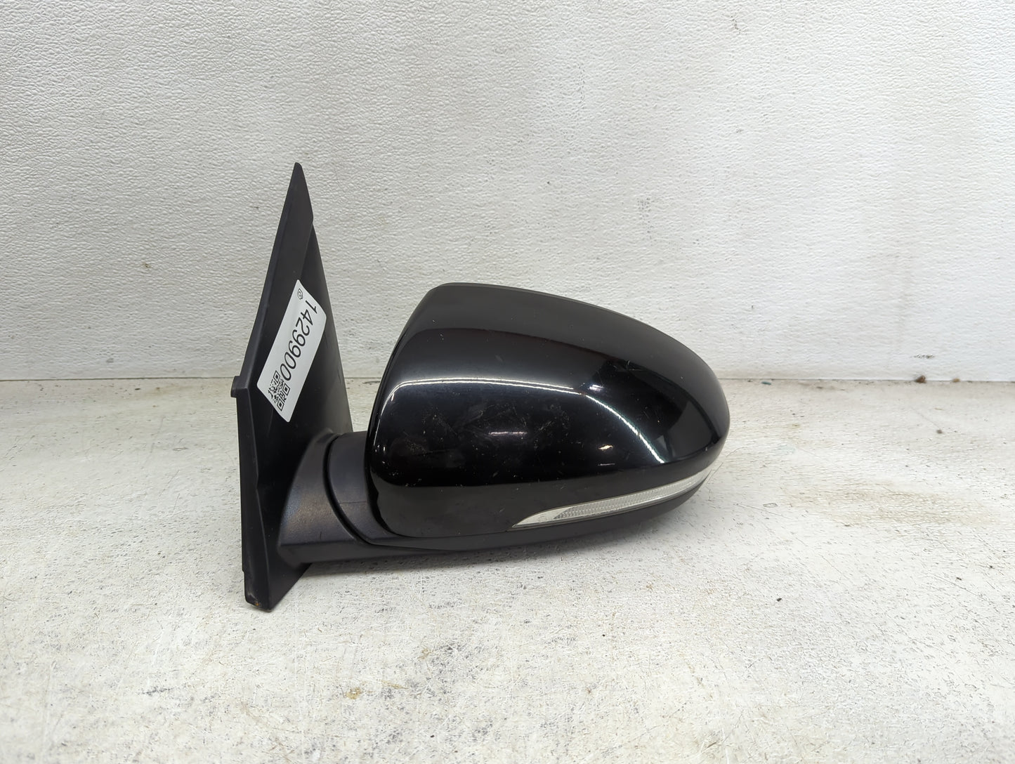 2016-2018 Hyundai Tucson Driver Side View Mirror - Left Door Mirror OEM Used - Oemusedautoparts1.com