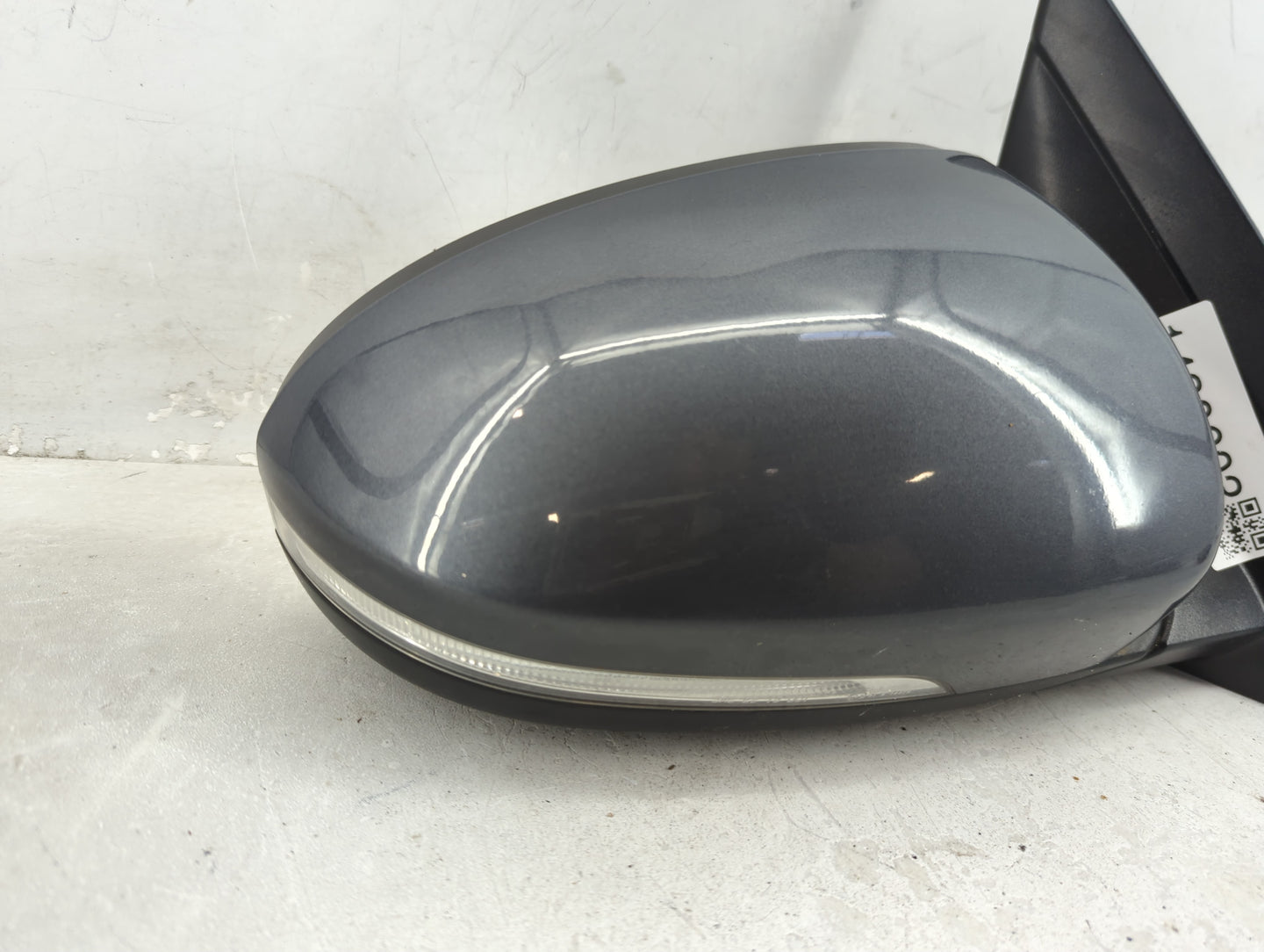 2016-2018 Hyundai Tucson Passenger Side View Mirror - Right Door Mirror OEM Used - Oemusedautoparts1.com
