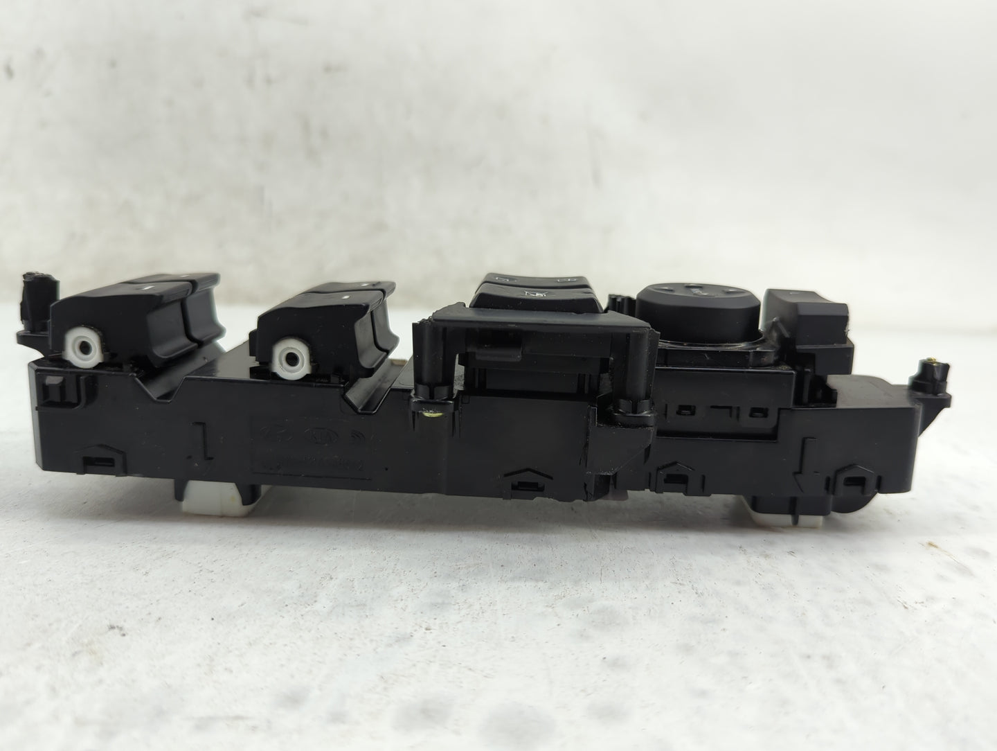 2016-2021 Hyundai Tucson Master Power Window Switch Replacement Driver Side Left P/N:93570-D3061 Fits OEM Used Auto Parts - 