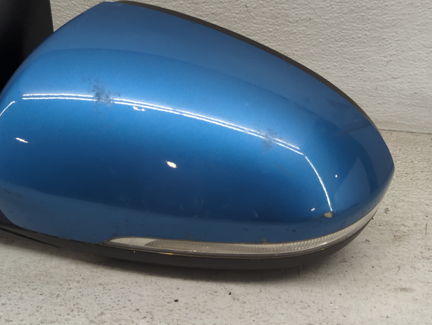 2016-2018 Hyundai Tucson Driver Side View Mirror - Left Door Mirror OEM Used - Oemusedautoparts1.com