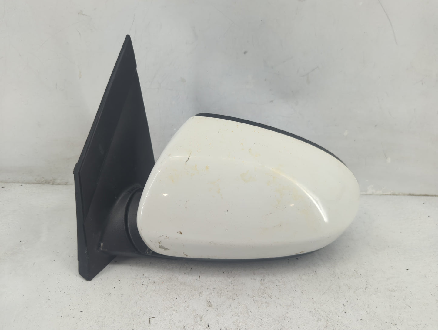 2016-2018 Hyundai Tucson Driver Side View Mirror - Left Door Mirror OEM Used - Oemusedautoparts1.com