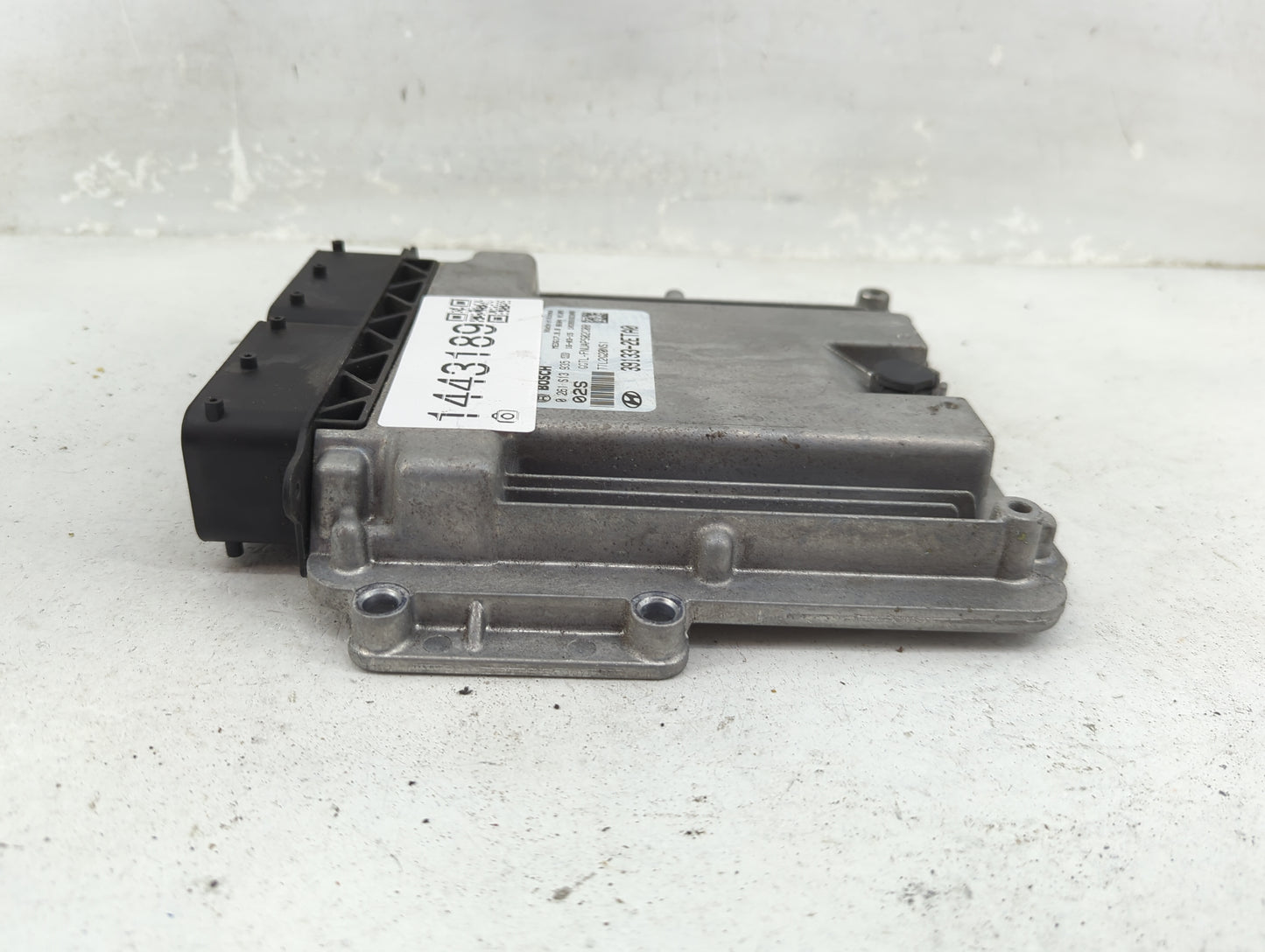 2016-2018 Hyundai Tucson PCM Engine Control Computer ECU ECM PCU OEM P/N:39133-2ETA0 0261S13935 Fits Fits 2016 2017 2018 OEM