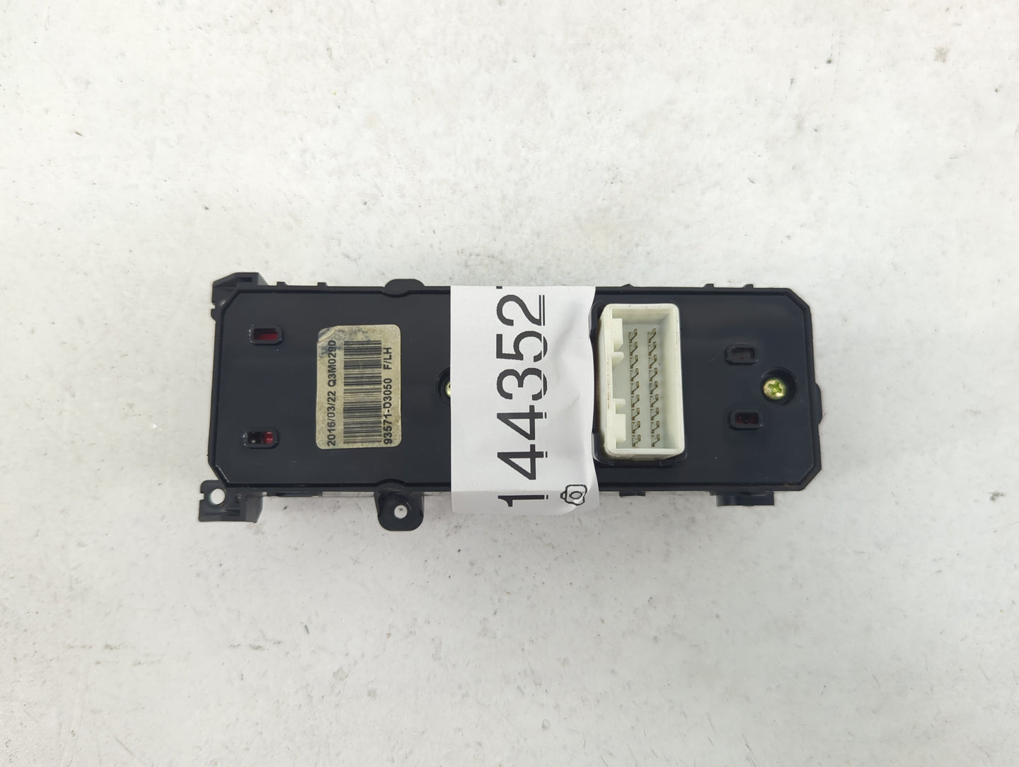 2016-2021 Hyundai Tucson Master Power Window Switch Replacement Driver Side Left P/N:93571-D3050 Fits OEM Used Auto Parts - 