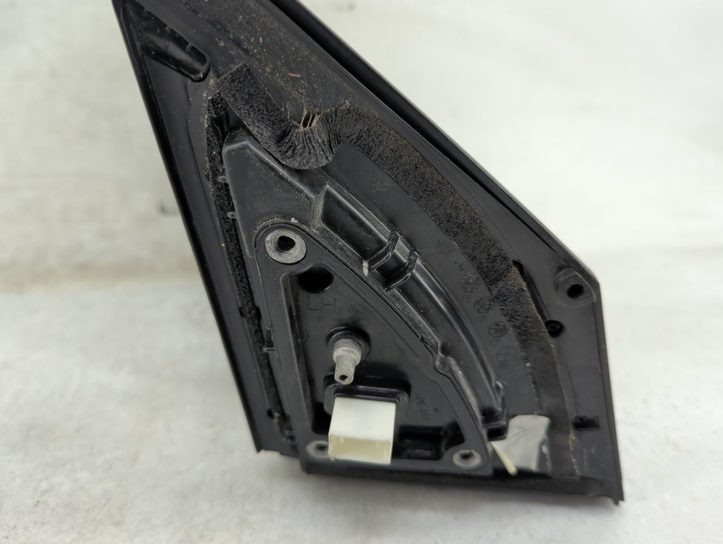 2016-2018 Hyundai Tucson Driver Side View Mirror - Left Door Mirror OEM Used - Oemusedautoparts1.com