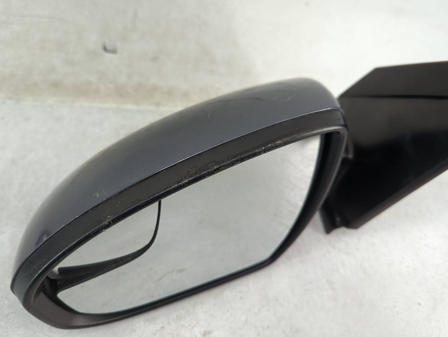 2016-2018 Hyundai Tucson Driver Side View Mirror - Left Door Mirror OEM Used - Oemusedautoparts1.com