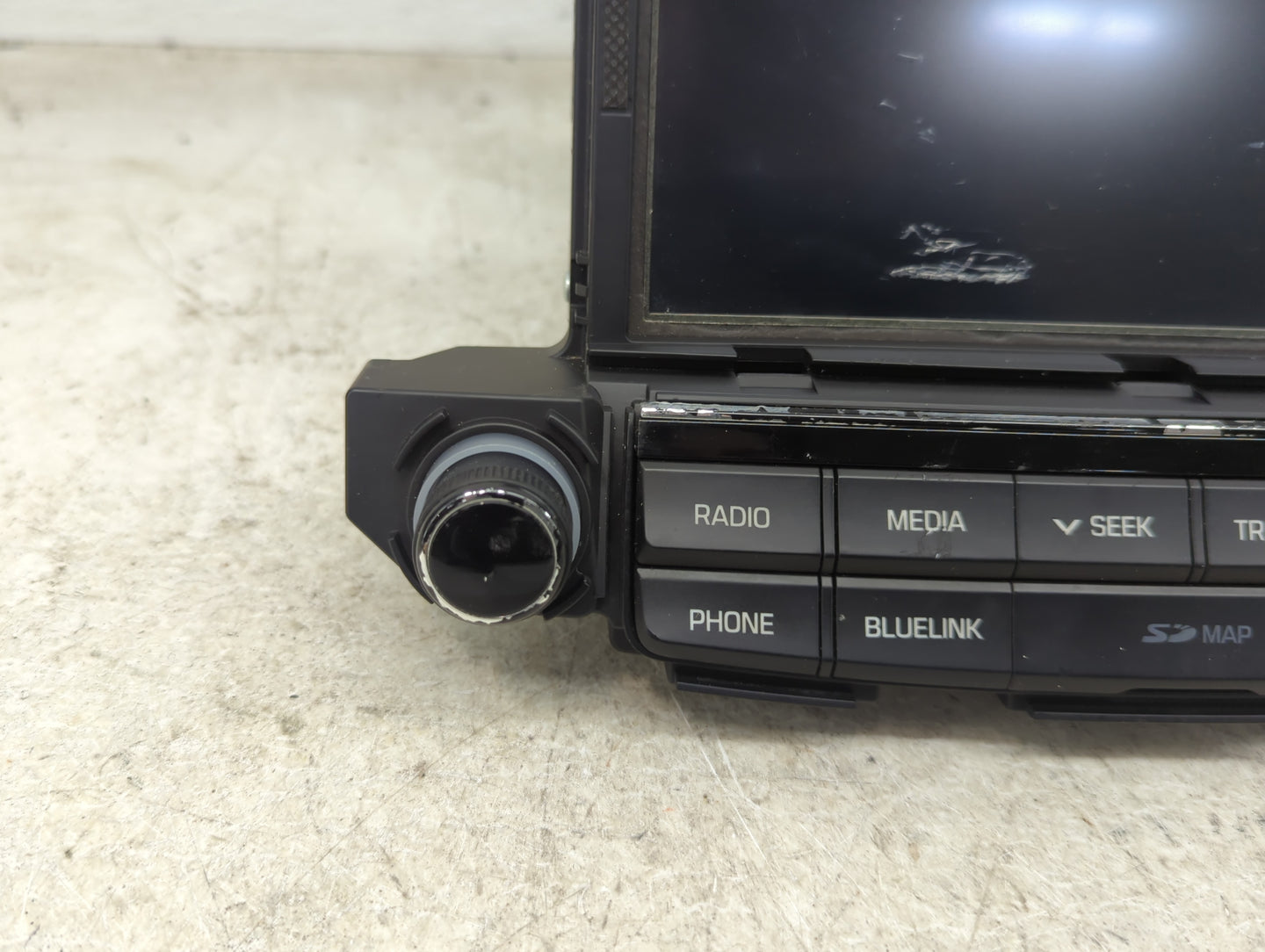 2016-2018 Hyundai Tucson Radio AM FM Cd Player Receiver Replacement P/N:96560-D32114X 96560D32114X Fits Fits 2016 2017 2018 