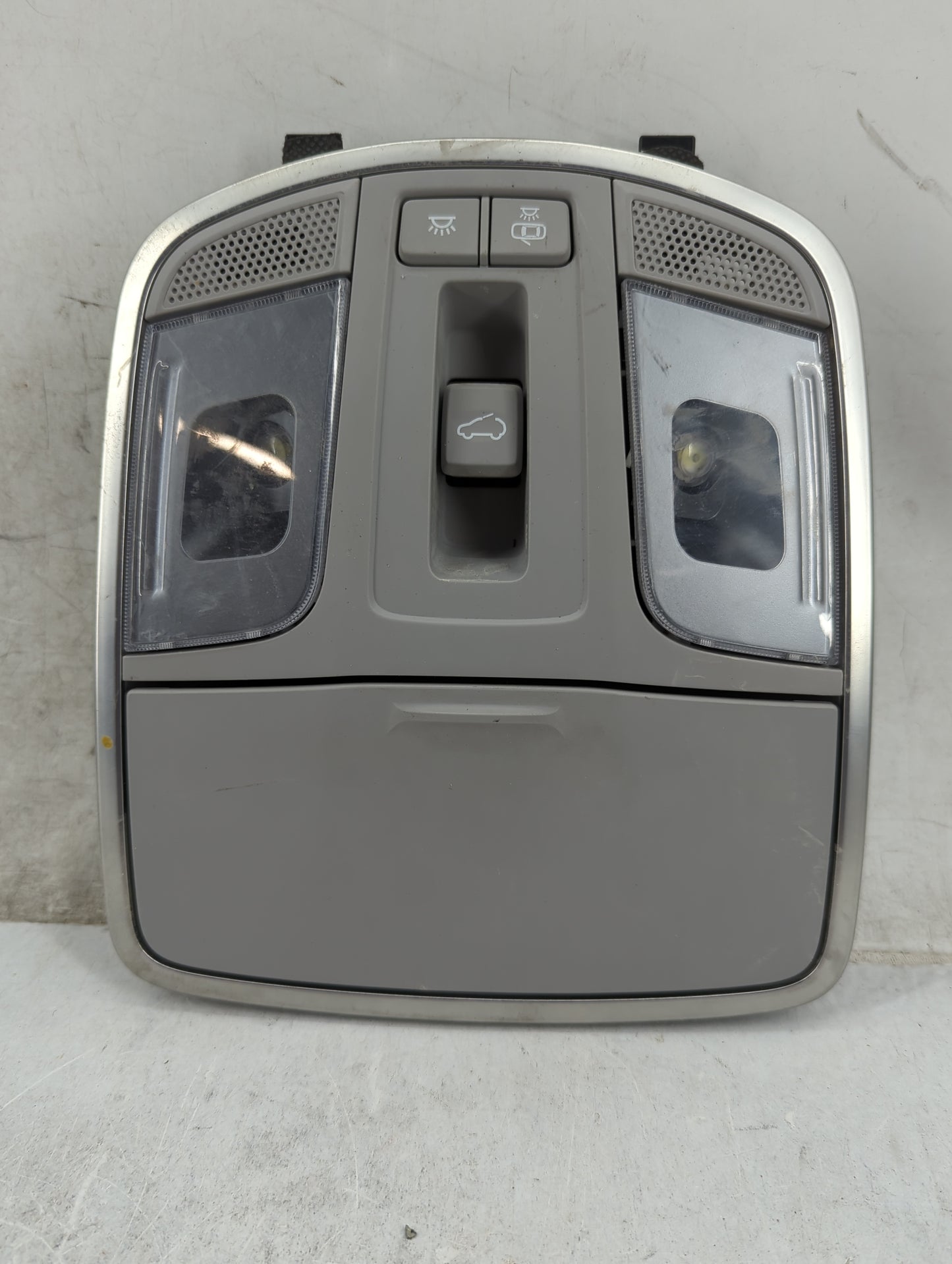 2016-2021 Hyundai Tucson Overhead Roof Console 1465839 - Oemusedautoparts1.com