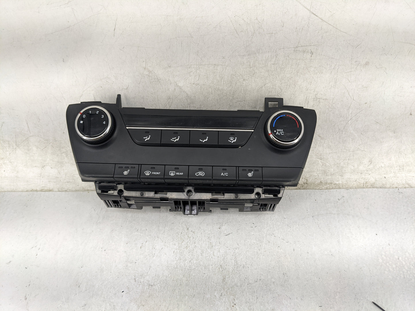 2016-2018 Hyundai Tucson Climate Control Module Temperature AC/Heater Replacement P/N:97250-D3130-YAK 1S060217Z8-017 Fits OE