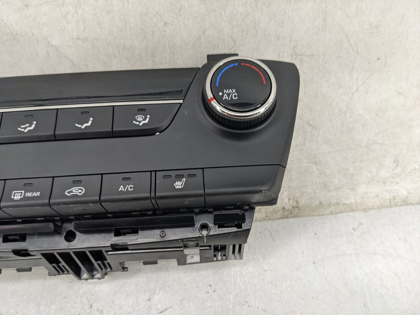 2016-2018 Hyundai Tucson Climate Control Module Temperature AC/Heater Replacement P/N:97250-D3130-YAK 1S060217Z8-017 Fits OE