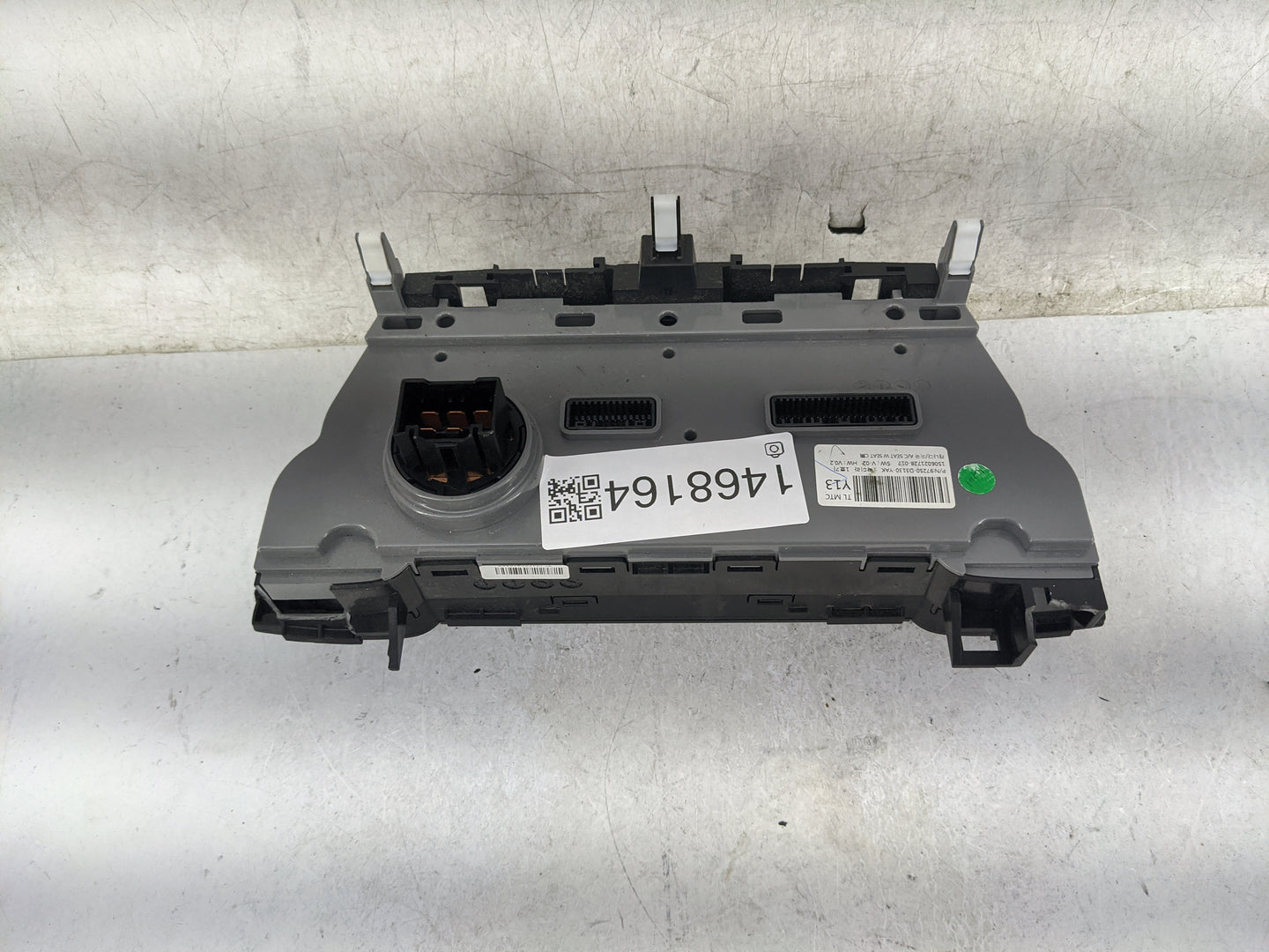 2016-2018 Hyundai Tucson Climate Control Module Temperature AC/Heater Replacement P/N:97250-D3130-YAK 1S060217Z8-017 Fits OE