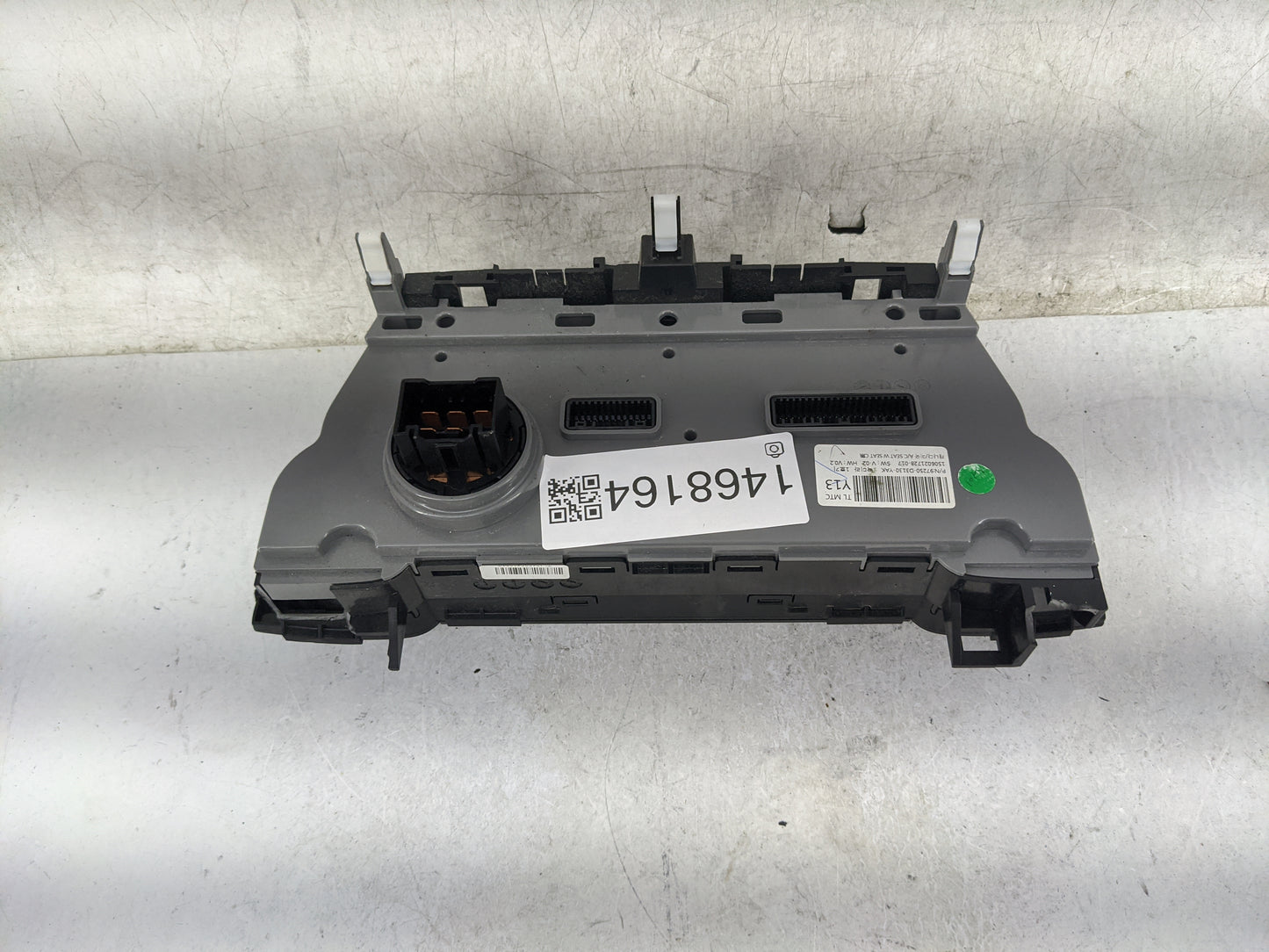 2016-2018 Hyundai Tucson Climate Control Module Temperature AC/Heater Replacement P/N:97250-D3130-YAK 1S060217Z8-017 Fits OE