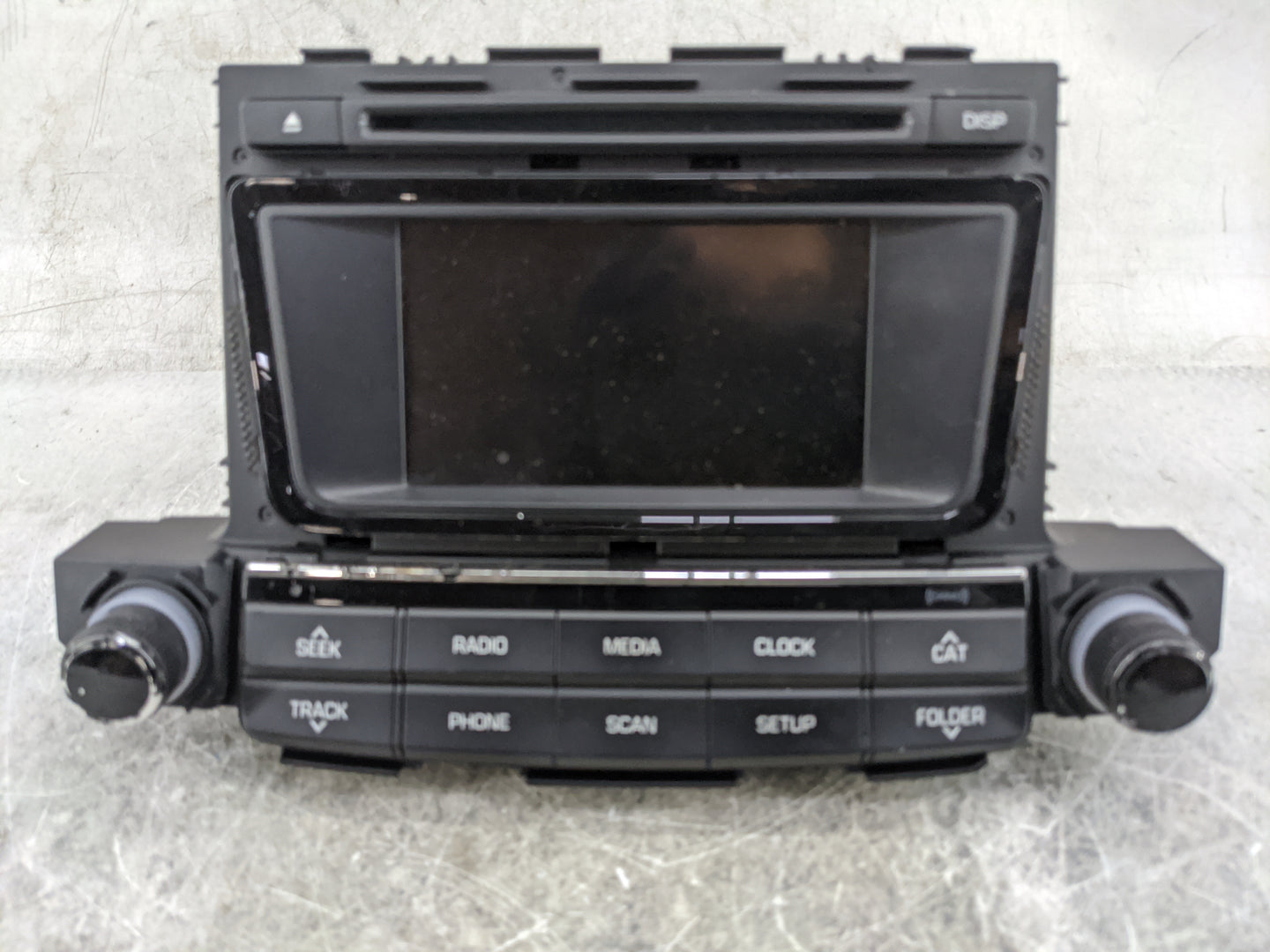 2016-2017 Hyundai Tucson Radio AM FM Cd Player Receiver Replacement P/N:96180-D31004X AC1B9D3AN Fits Fits 2016 2017 OEM Used